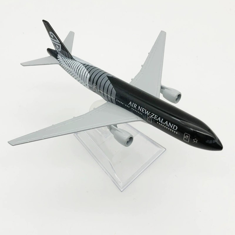 Kids Toys New Zealand - 16 cm B777 enfants avion Air